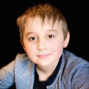 Meet your Posher, Elisa